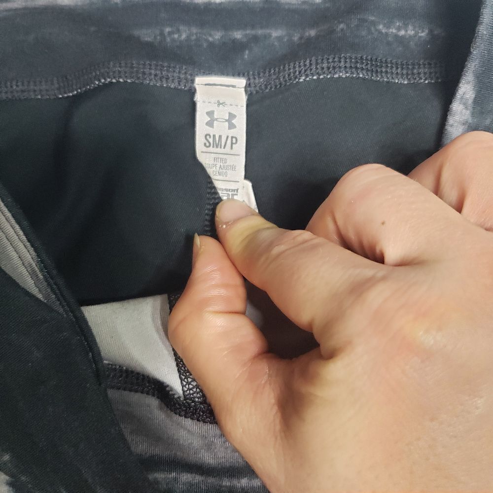 Under Armour cropped running pants small - Picture 3 of 5